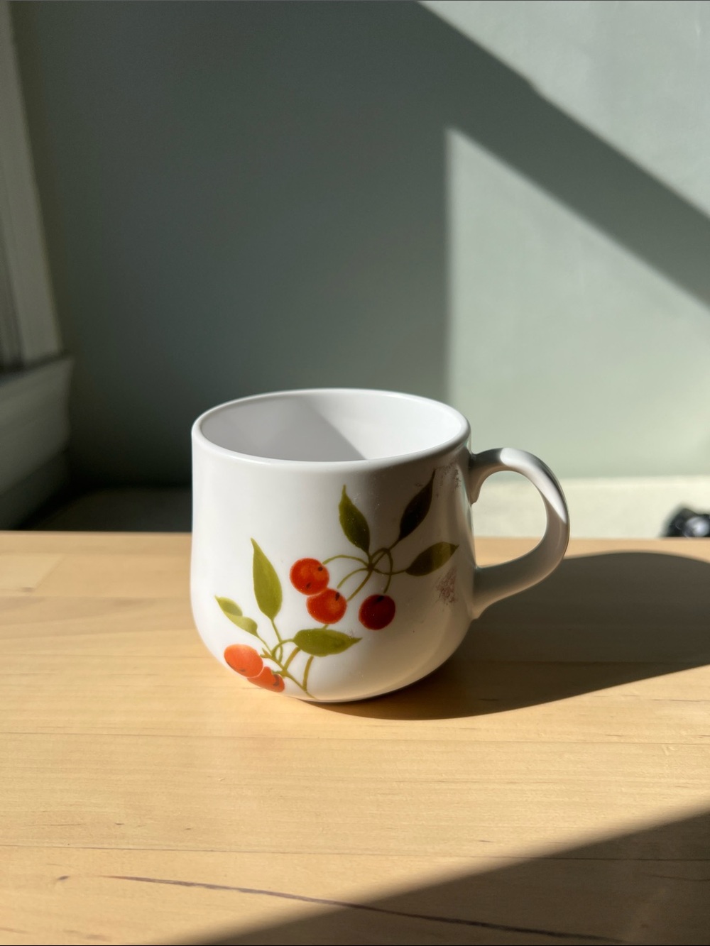 White Ceramic Mug Noritake Progression China Berries’n Such Japan